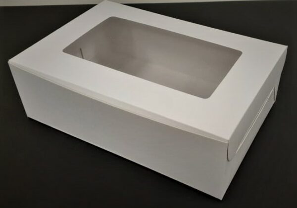 Caja rectangular con visor.
